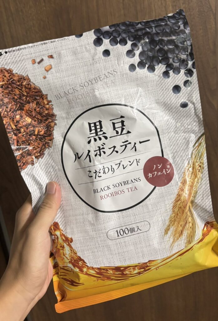 毎日飲んでいるティーライフの黒豆ルイボスティー